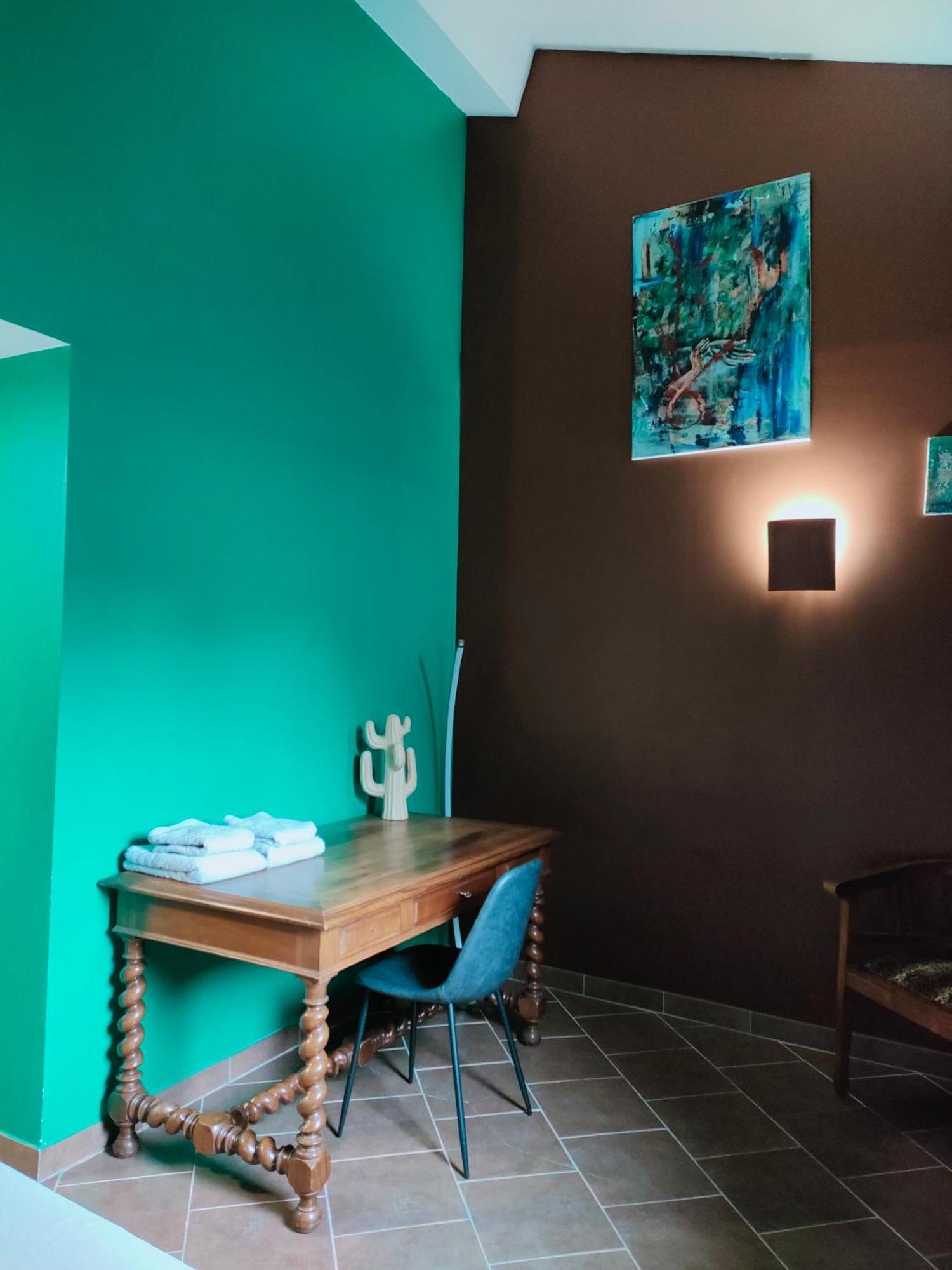 Apartment La Magnanerie Coloree. *