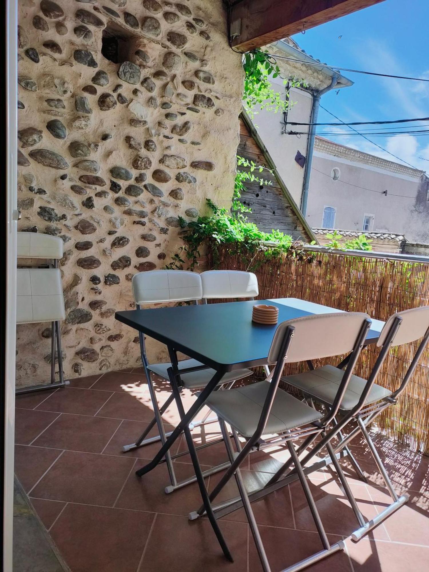 Apartment La Magnanerie Coloree. *